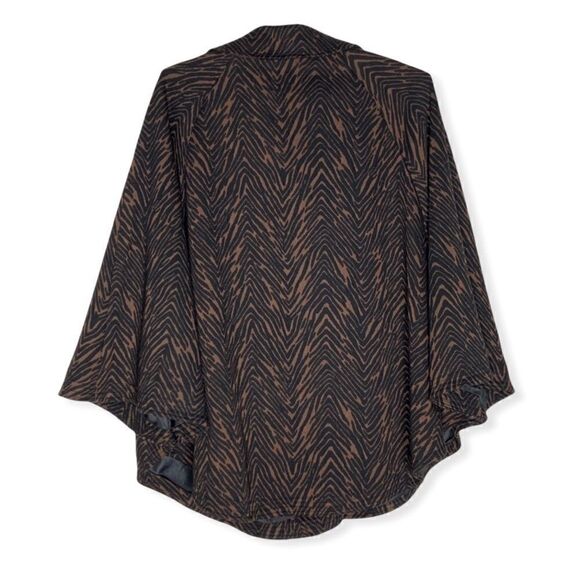 SANDRO Animal Print Cape - Picture 2 of 6